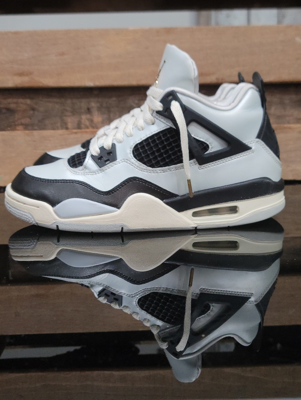 Nike Air Jordan 4 Retro "Platinum Gold" Wmns 8 Same Day Shipping - Picture 2 of 14